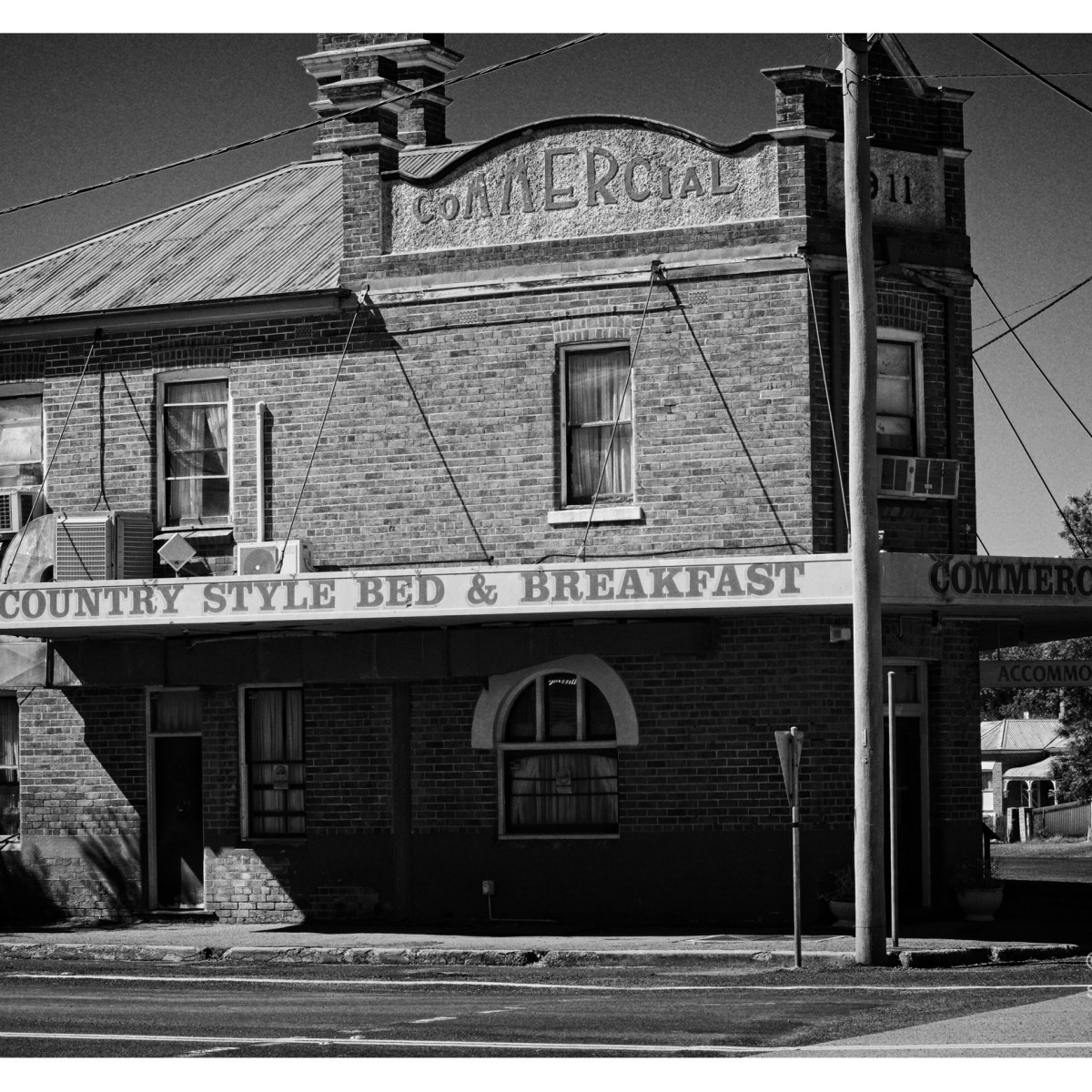 The Commercial Hotel.